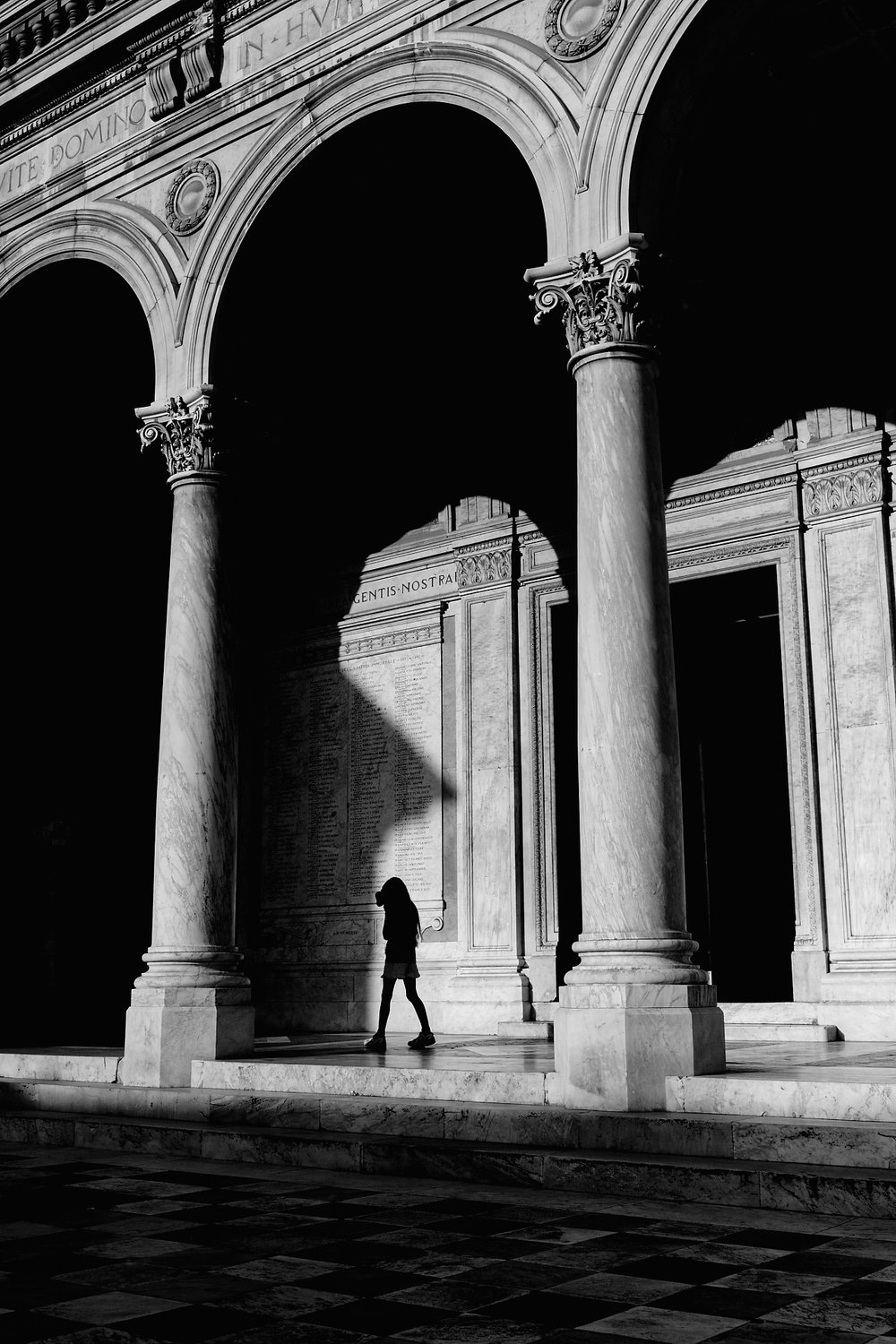 Arches and colonnade — Human Presence in Geometry